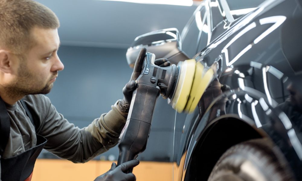 professional-vehicle-body-polishing.jpg